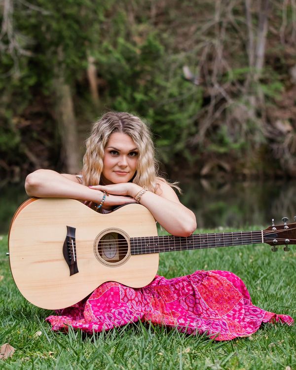 LIVE MUSIC: JESSI PUGH