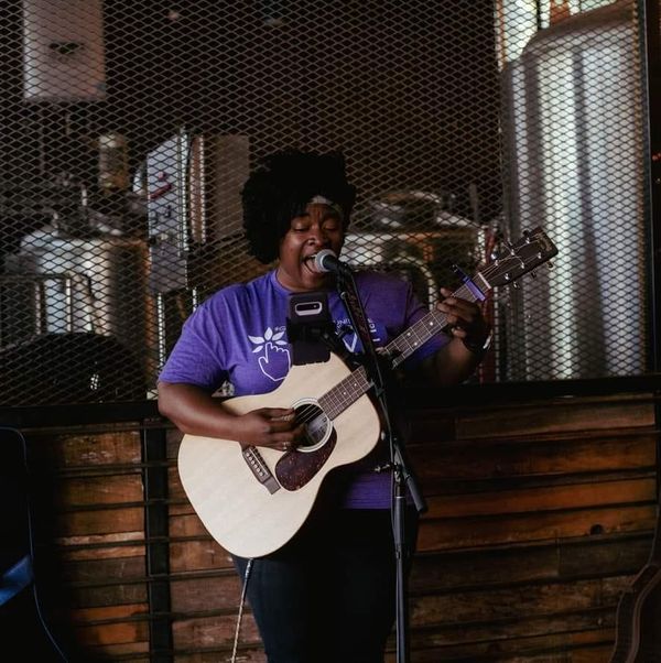 LIVE MUSIC: BRANDY LINDSEY 