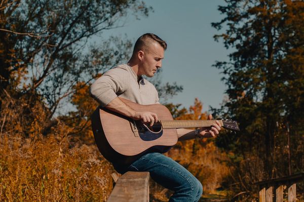 Live Music: Sean Stringer